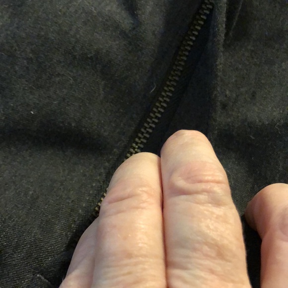 EUC Gap Charcoal Cotton/Poly/Spandex Clean Front (2 tiny pockets) Trouser Pants - Picture 12 of 13